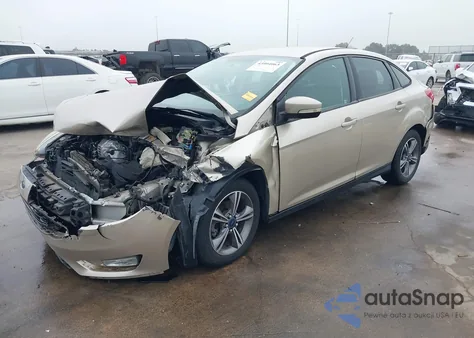 2017 Ford Focus Se z USA, uszkodzony, nr VIN 1FADP3FE8HL290456